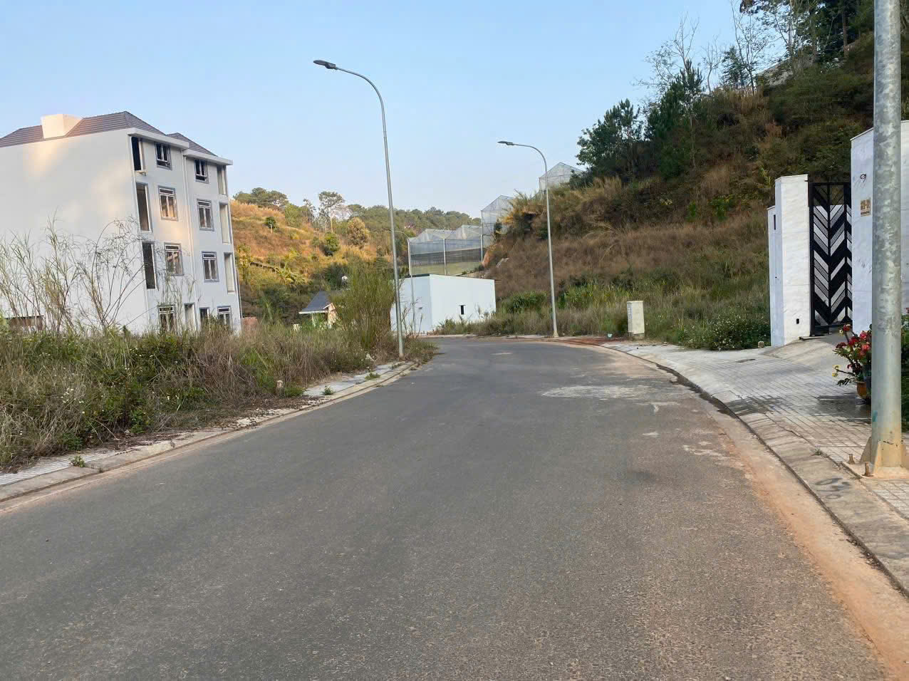 Cần Tiền Bán Gấp Lô Đất Nền KQH An Sơn, Đà Lạt 97.7m2 giá chỉ 7.2 tỷ - Ảnh 2